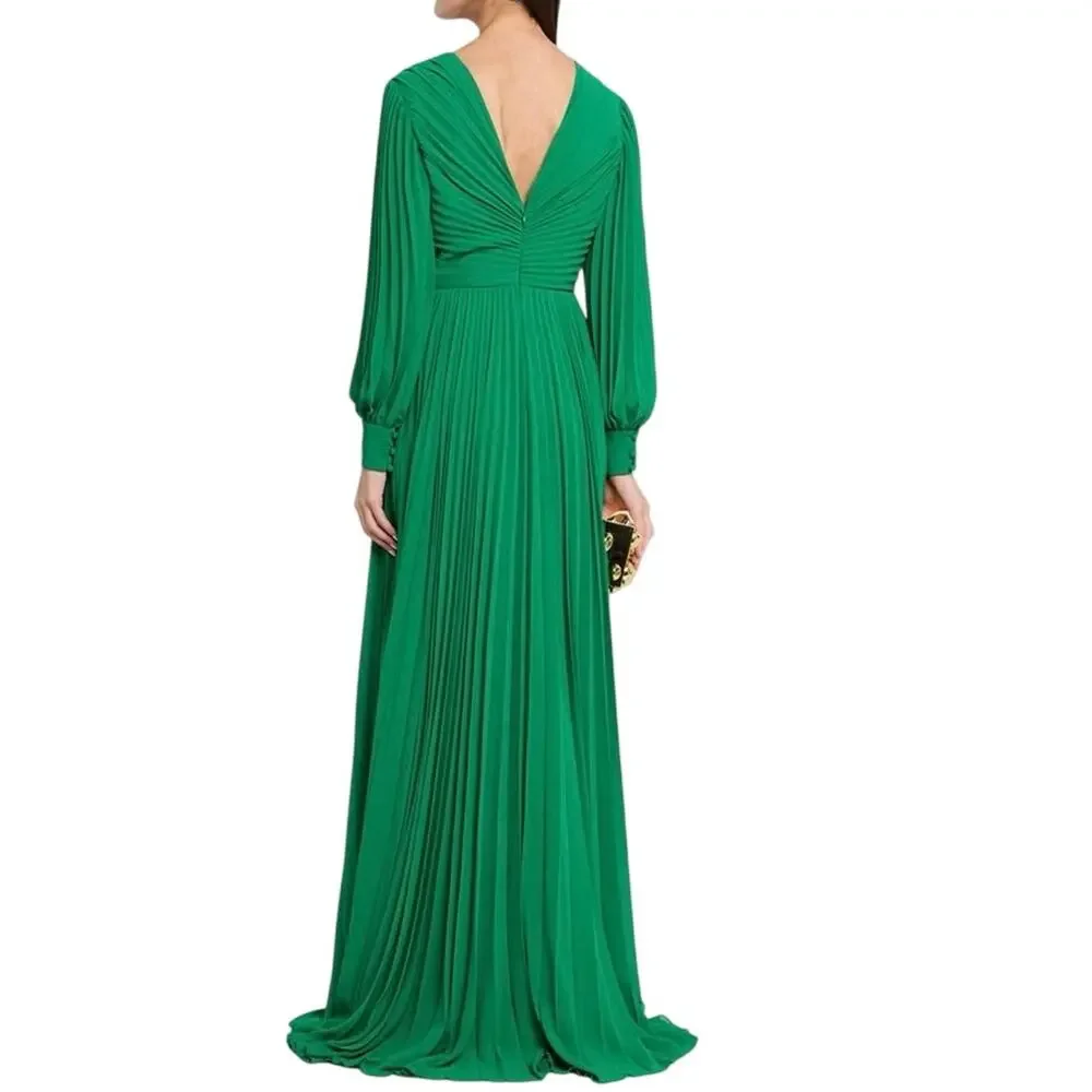 Badgley Mischka Pleated Blouson-Sleeve Georgette Gown size 10